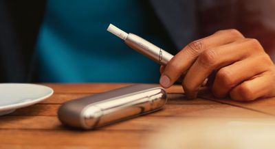 IQOS 3 DUO with pocket charger and HEETS